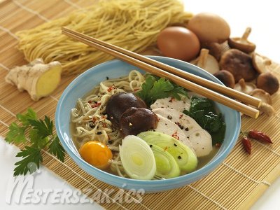 Nabeyaki udon  (japán tésztaleves) recept